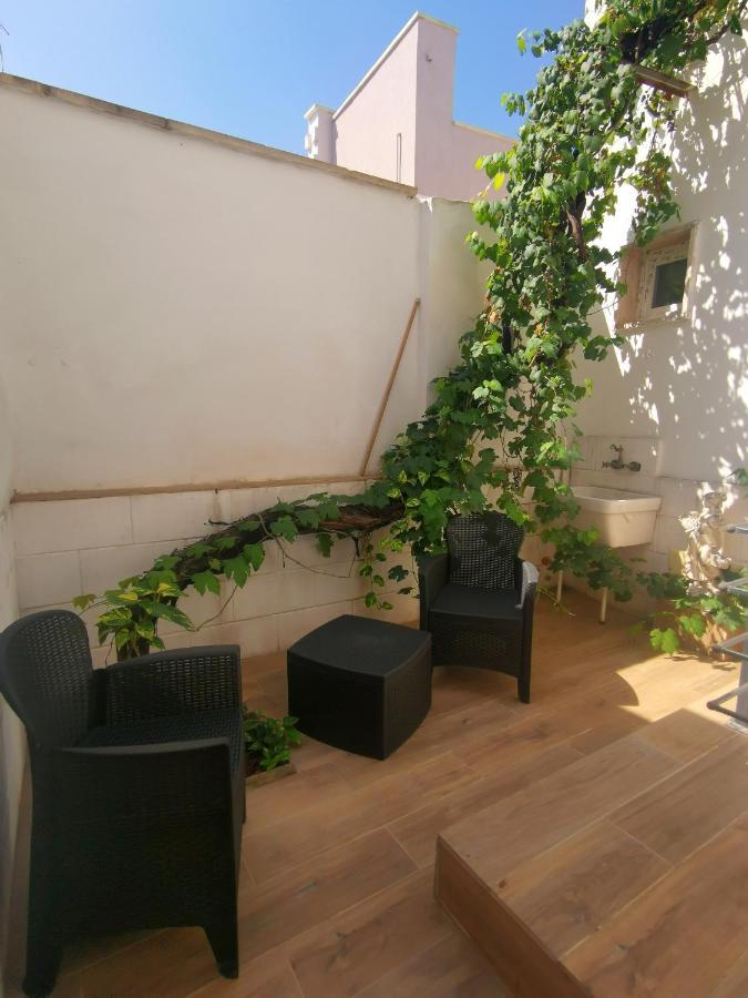 La Pergola Del Centro Apartment Brindisi Exterior foto