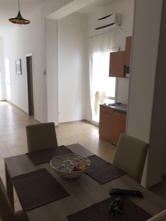 La Pergola Del Centro Apartment Brindisi Exterior foto